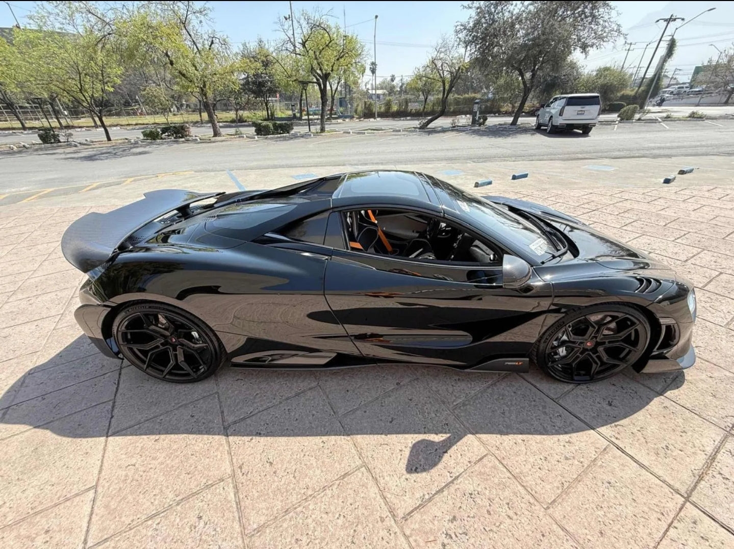 Lamborghini McLaren 720S Spider 2024. 🏎
