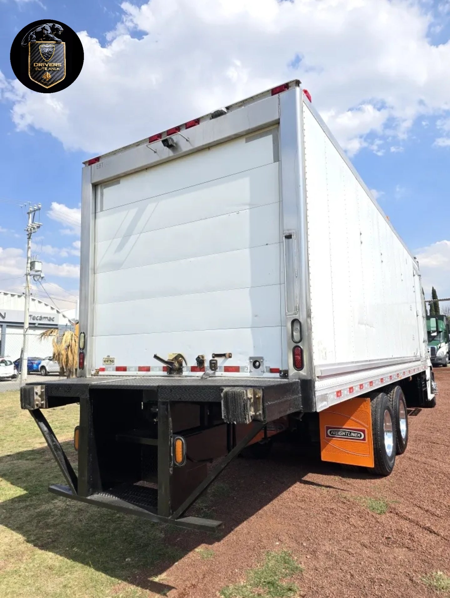 Freightliner Cascadia 2016 Tortón Caja Refrigerada Rabon