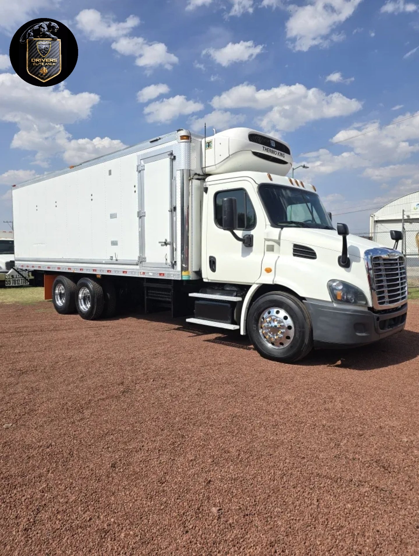 Freightliner Cascadia 2016 Tortón Caja Refrigerada Rabon