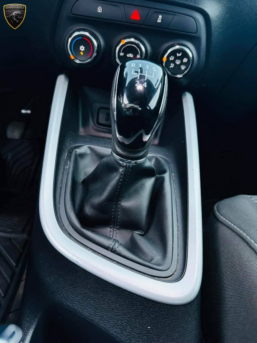Chevrolet Onix Estándar Modelo 2024. 🚖