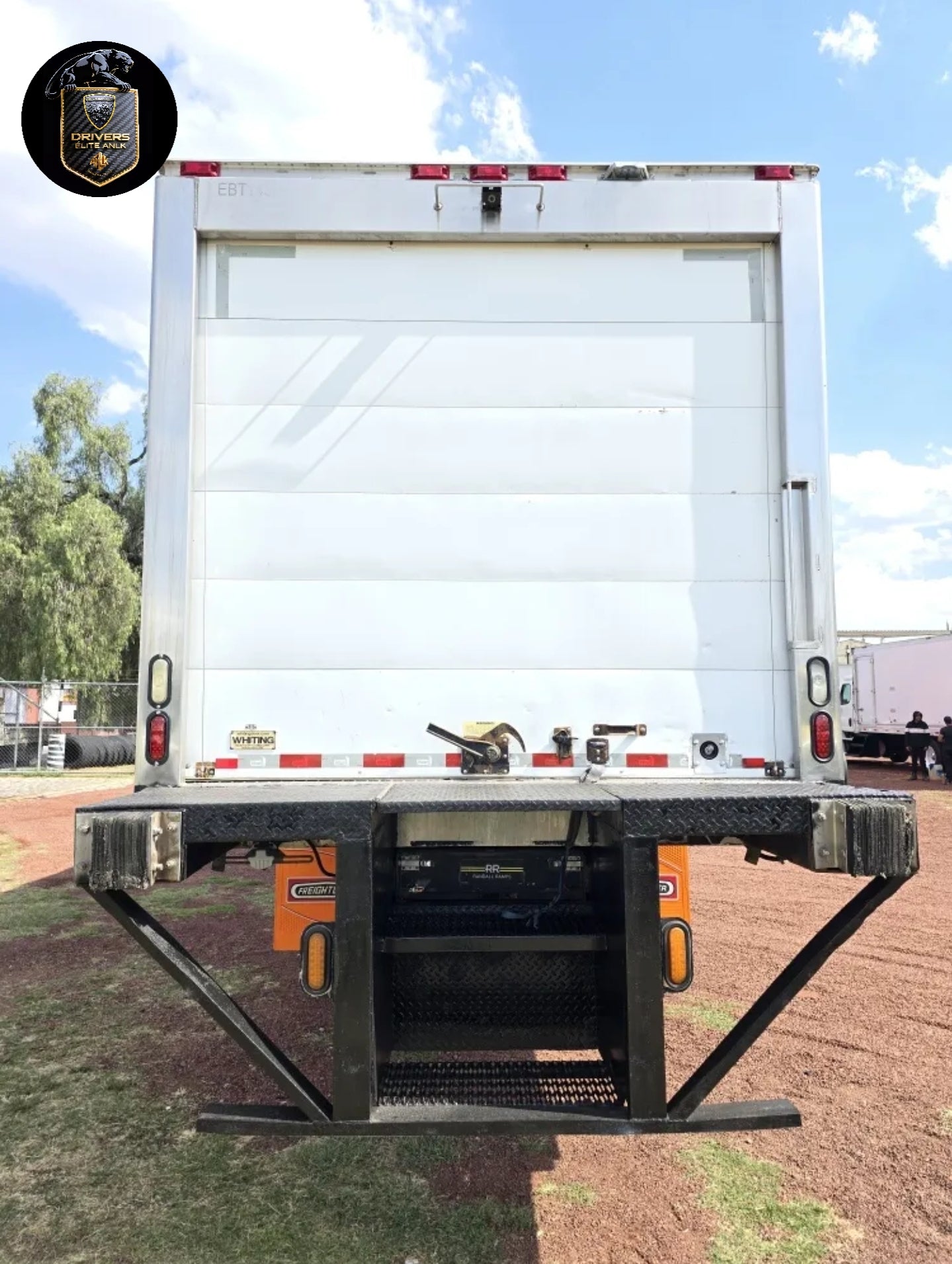 Freightliner Cascadia 2016 Tortón Caja Refrigerada Rabon