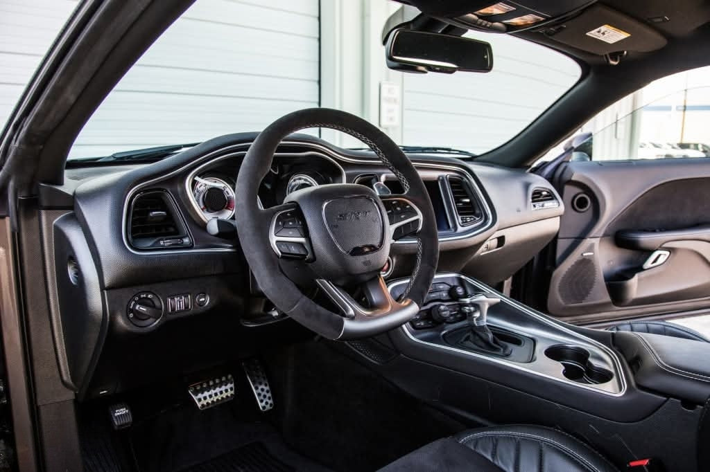 Dodge Challenger SRT Demon 2023. 🏎