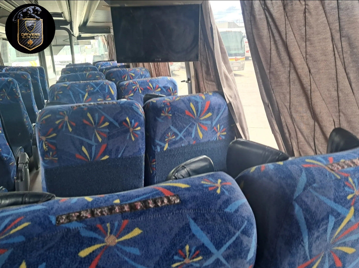 Autobús Volvo 9700 Año 2009 6×2 De 3 Ejes Con Capacidad para 47 Personas
