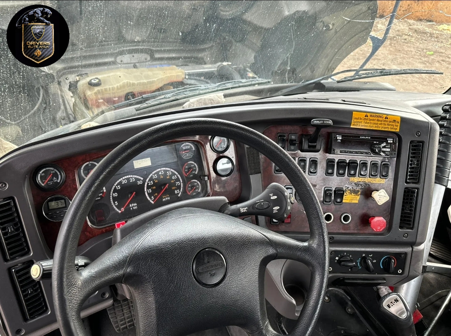 Freightliner M2 madrina o nodriza con capacidad para 10 autos. 🚛🚛