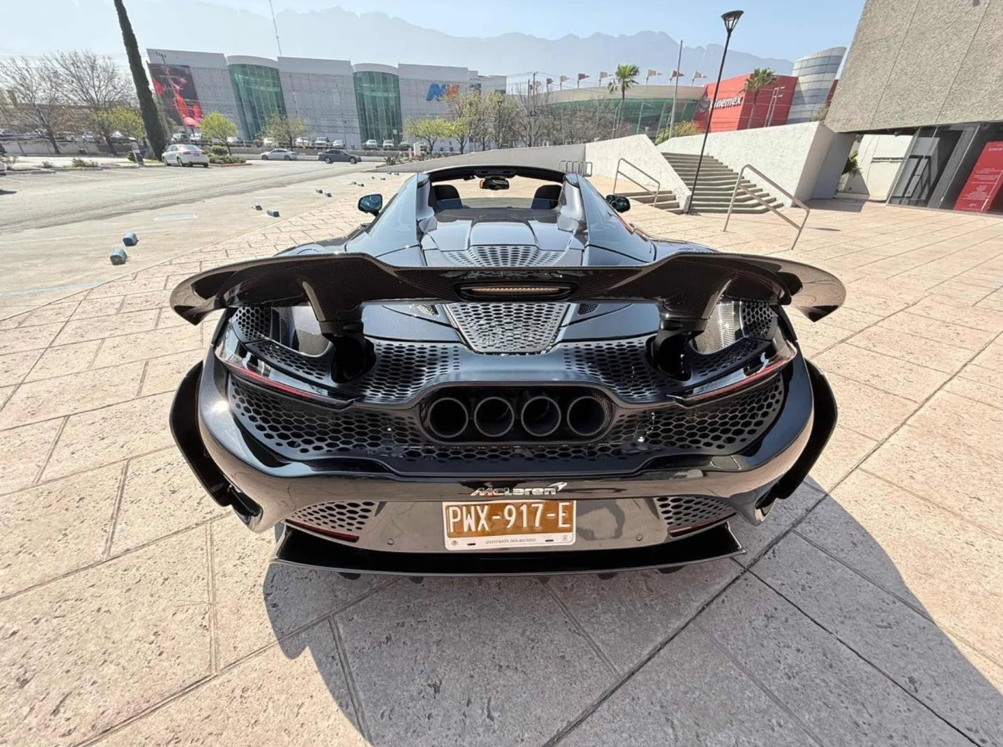 Lamborghini McLaren 720S Spider 2024. 🏎