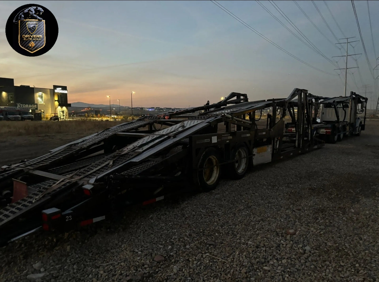 Freightliner M2 madrina o nodriza con capacidad para 10 autos. 🚛🚛