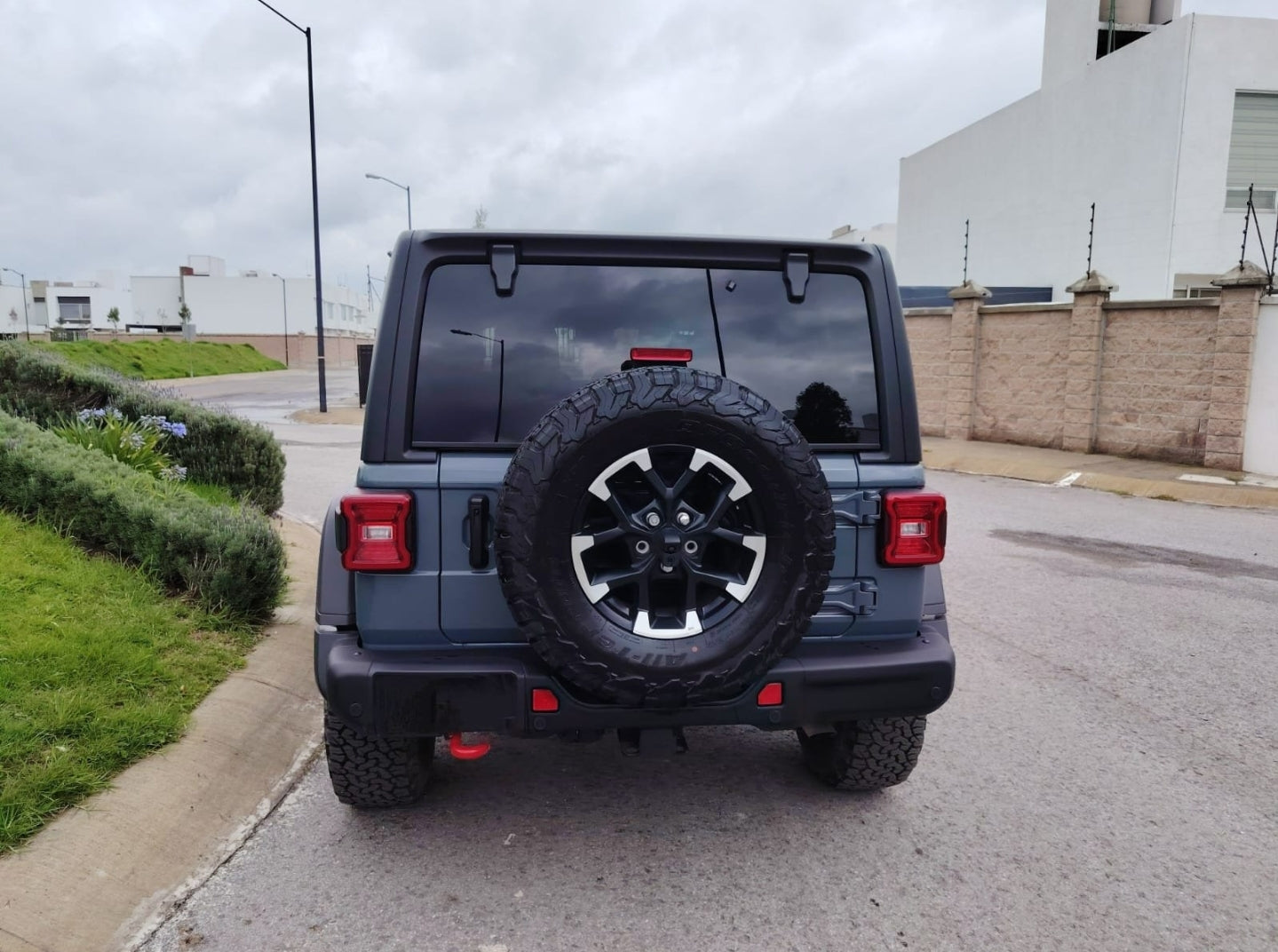 Jeep Wrangler Rubicon 2023. 🏎