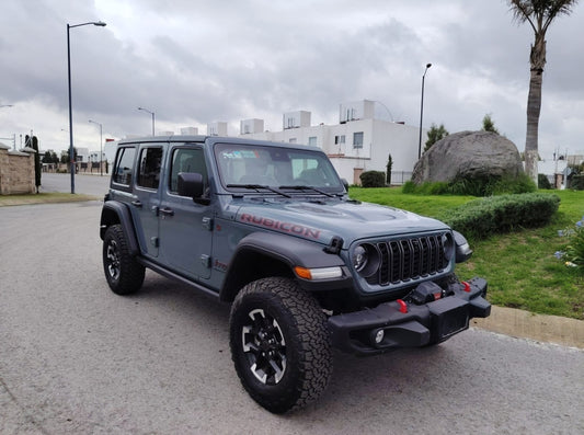 Jeep Wrangler Rubicon 2023. 🏎